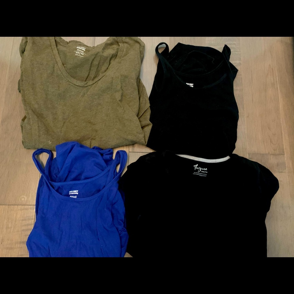 Maternity tanks and top size xs